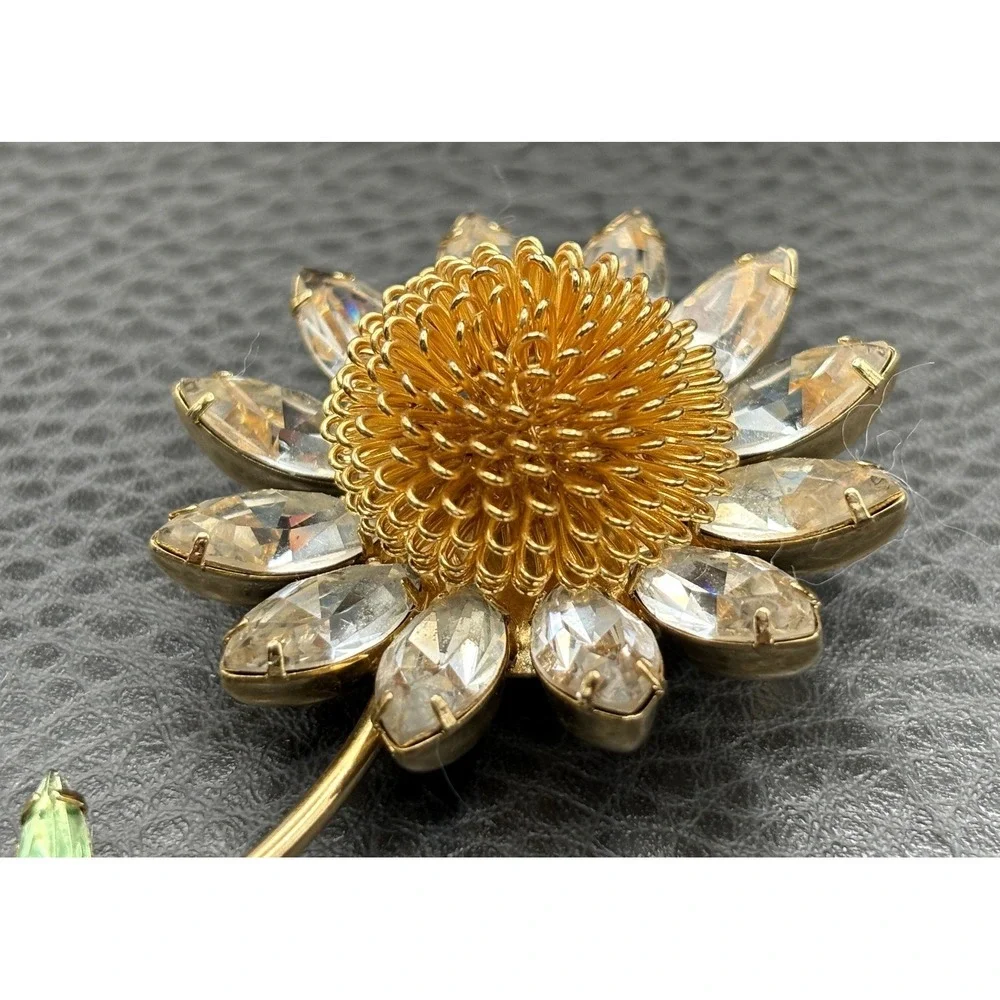 HUGE Vintage Daisy Flower Brooch Crystal Rhinestone Pin Gold Tone